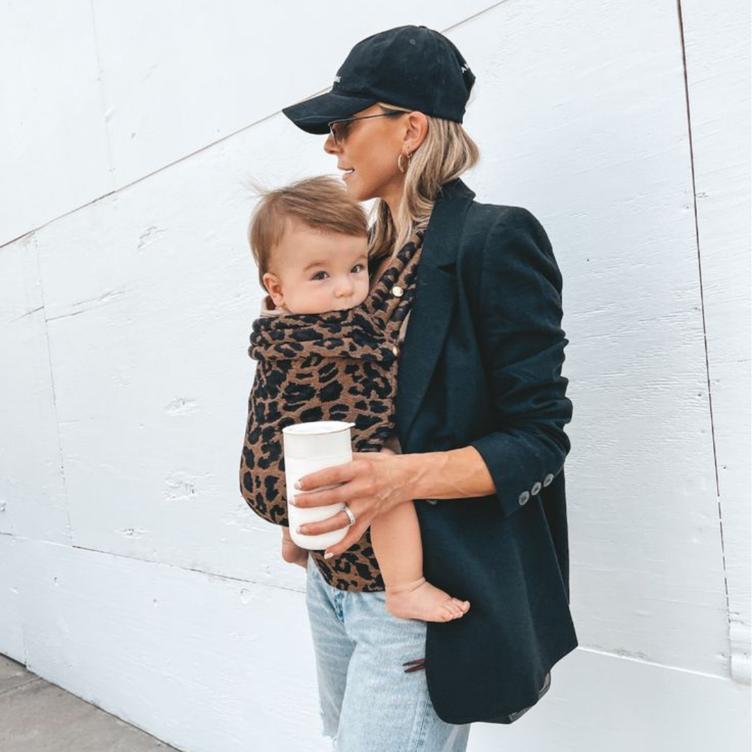 The Mama Carrier – Tawny Leopard Classic