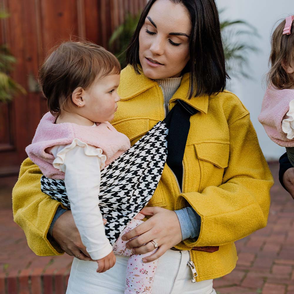 The Mama Carrier - Pure Noir Sling