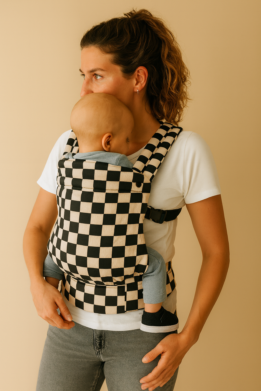 The Mama Carrier - Ivory Checkered Black
