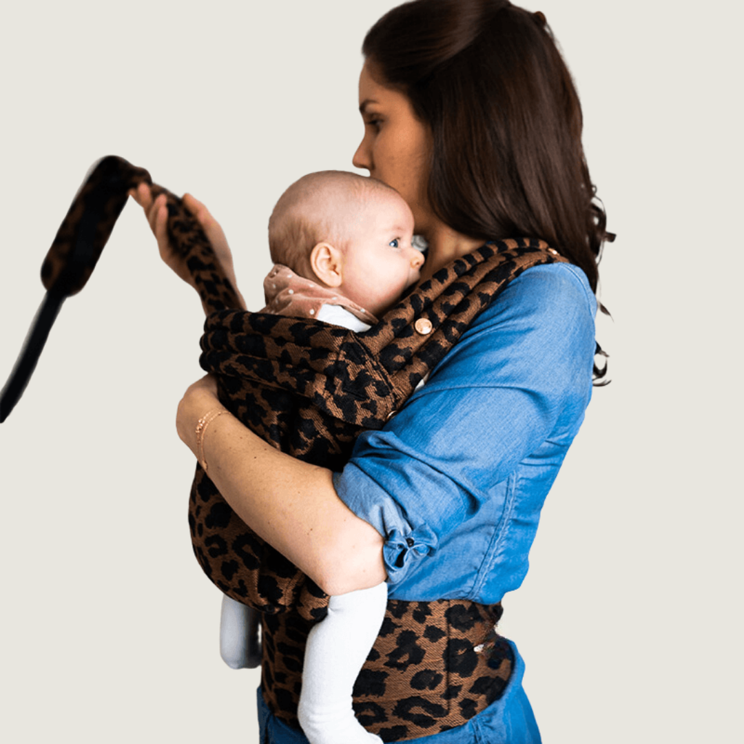 The Mama Carrier – Tawny Leopard Classic