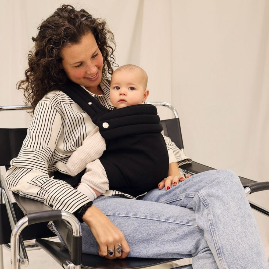 The Mama Carrier – Midnight Houndstooth Black